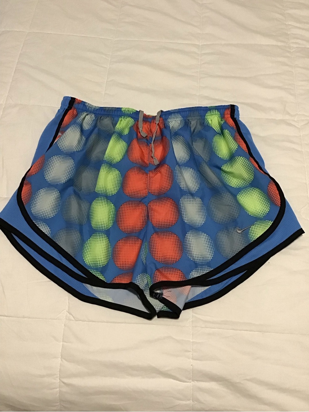 Nike Women’s Blue Mesh Athletic Shorts with Multicolor Dot Print M